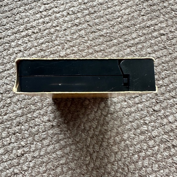 The Hobbit VHS.. 1991.. good condition. See all photos. - Picture 3 of 7